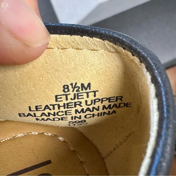 Earth Black Woven Flats Sophisticated Comfort - Picture 9 of 14